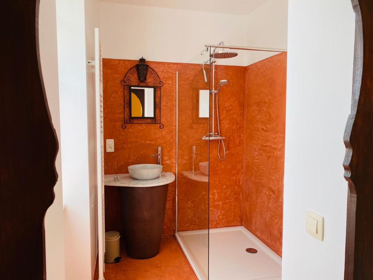 Aux Berges Du Libre Bed & Breakfast Felines-Termenes Exterior photo