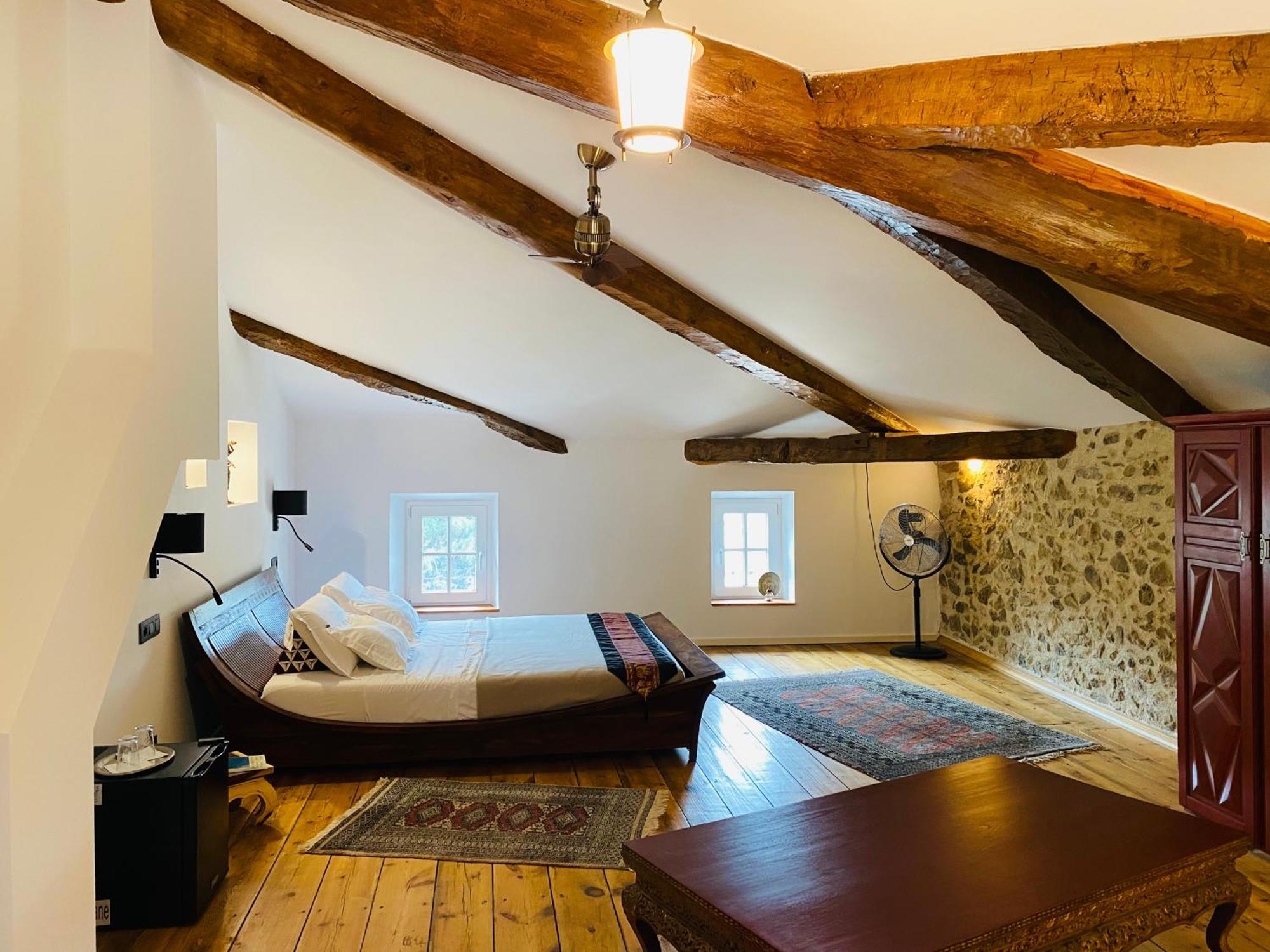 Aux Berges Du Libre Bed & Breakfast Felines-Termenes Room photo